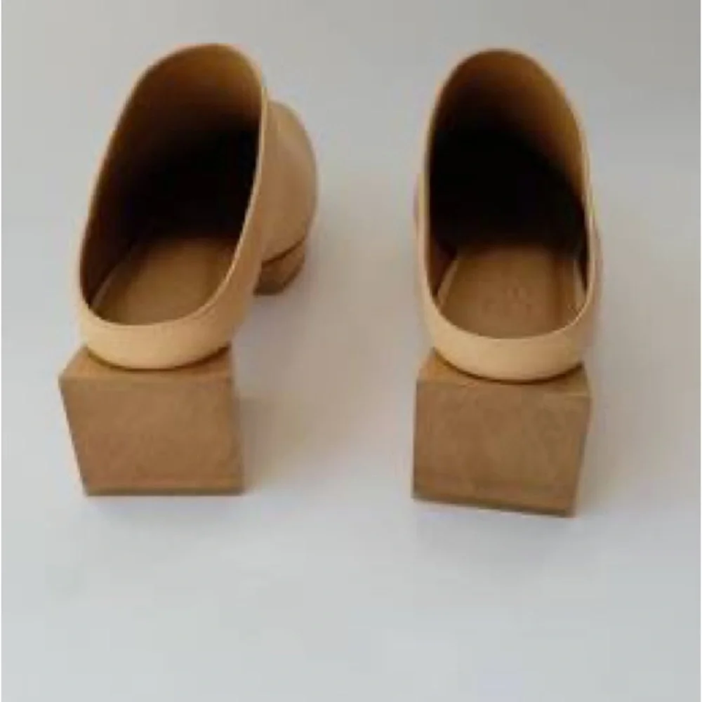 Beklina Matisse Platform Mules Pretzel 🥨 - Picture 2 of 6